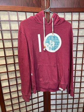 Women’s Maroon Hooded Sweater with Graphic, front Pocket